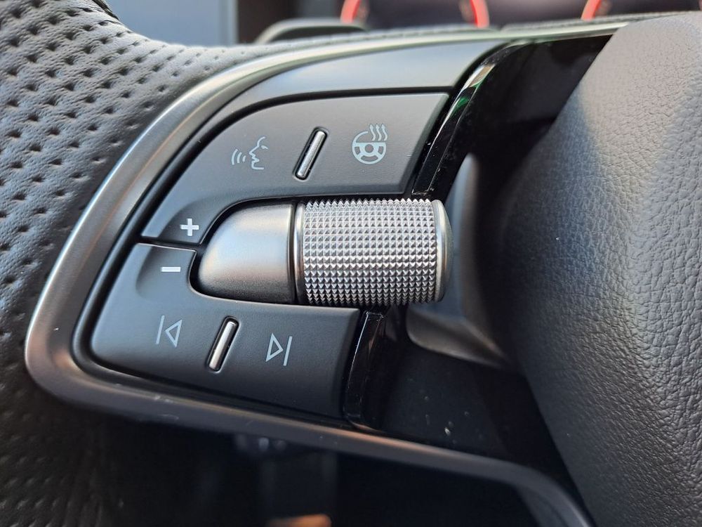 SKODA KAROQ 1.5 TSI 150KM DSG SPORTLINE, fabryczny hak, od ręki