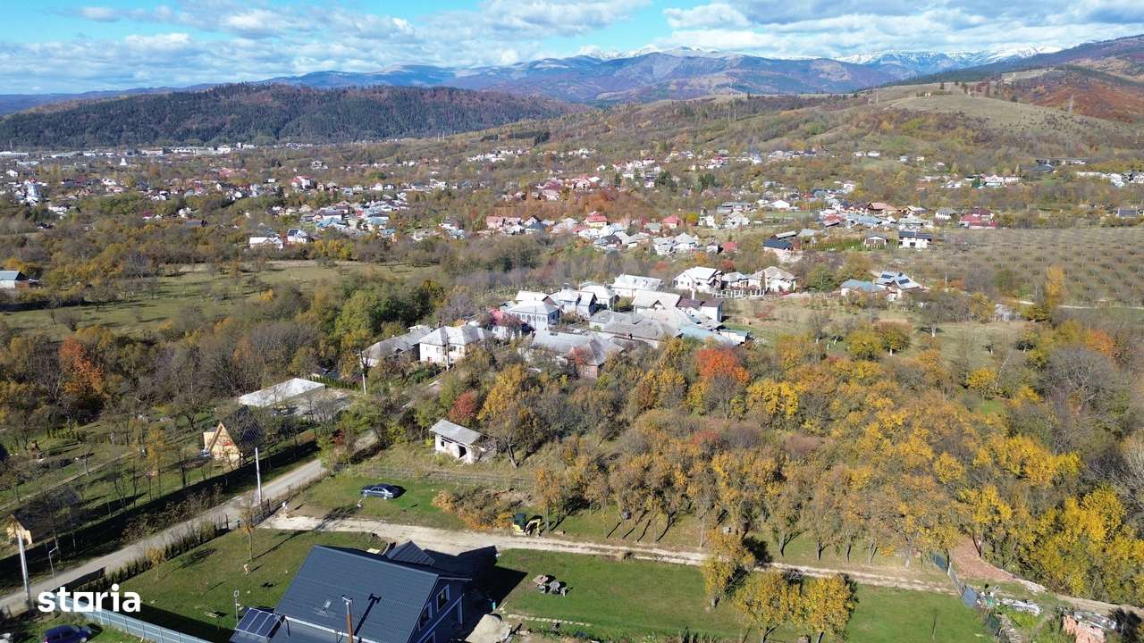 Teren si casa de vânzare la baza muntelui Iezer in Valea Mare Pravat-16