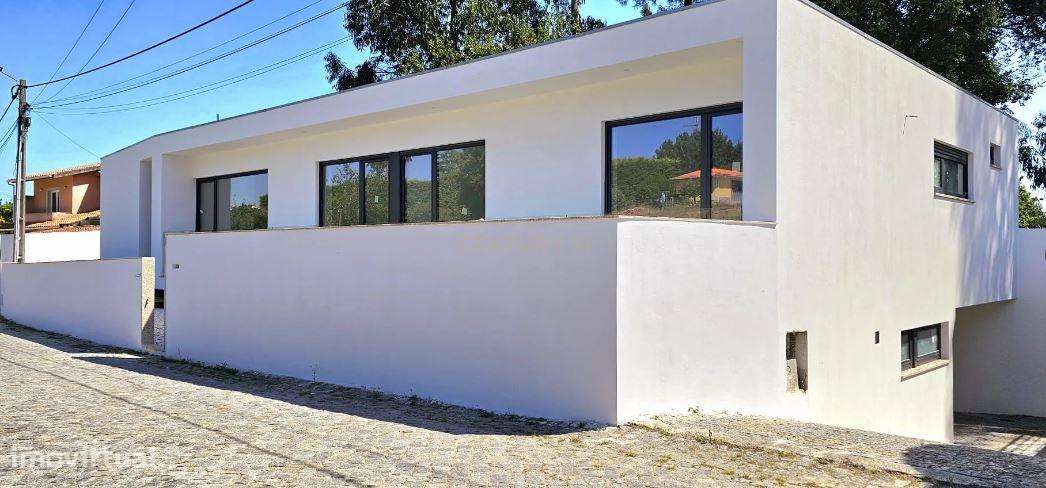 Moradia T3 em Palmeira de Faro Esposende-25