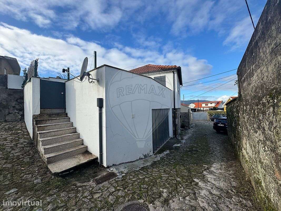 Moradia T2 para venda-16