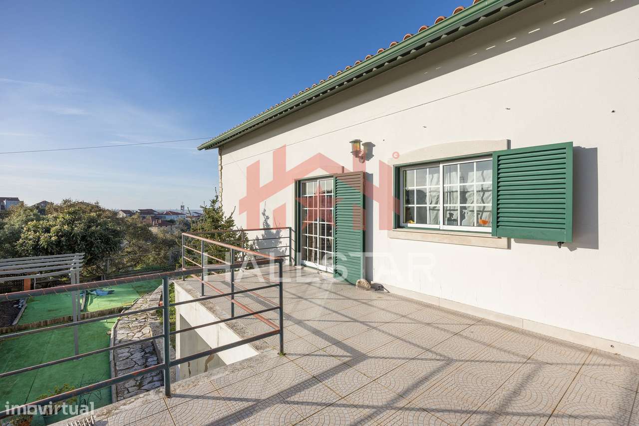 Moradia T3 Isolada / Aquecimento Central / Torre-27