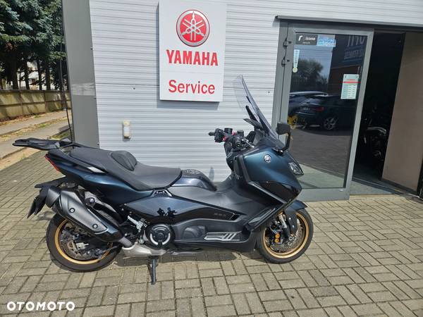 Yamaha Tmax - 5