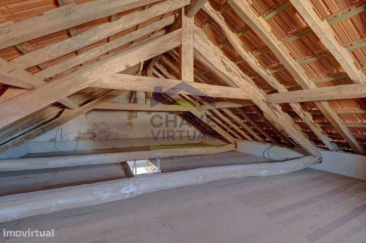 Moradia V1 c/ Sótão Amplo e Terraço Peral - Cadaval-5
