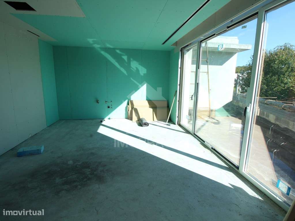 Venda Apartamento T1Cobertura com Terraço Novo, em Real, Braga-13