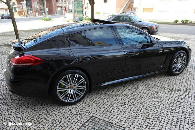 Porsche Panamera - 14