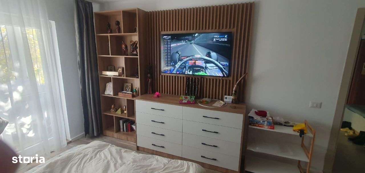 Vand Apartament 3 camere Bistrita Lac etajul 1-0