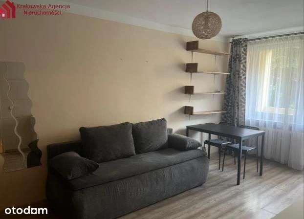 Komfortowe mieszkanie z balkonem i piwnica .-1