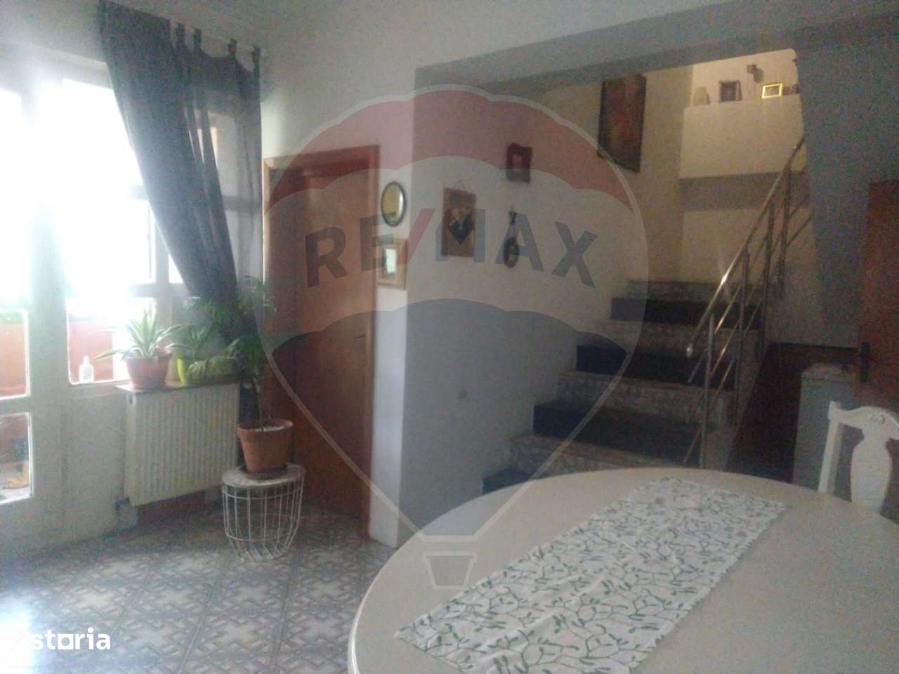 DE VANZARE Casă / Vilă cu 6 camere în Popesti-Leordeni-17