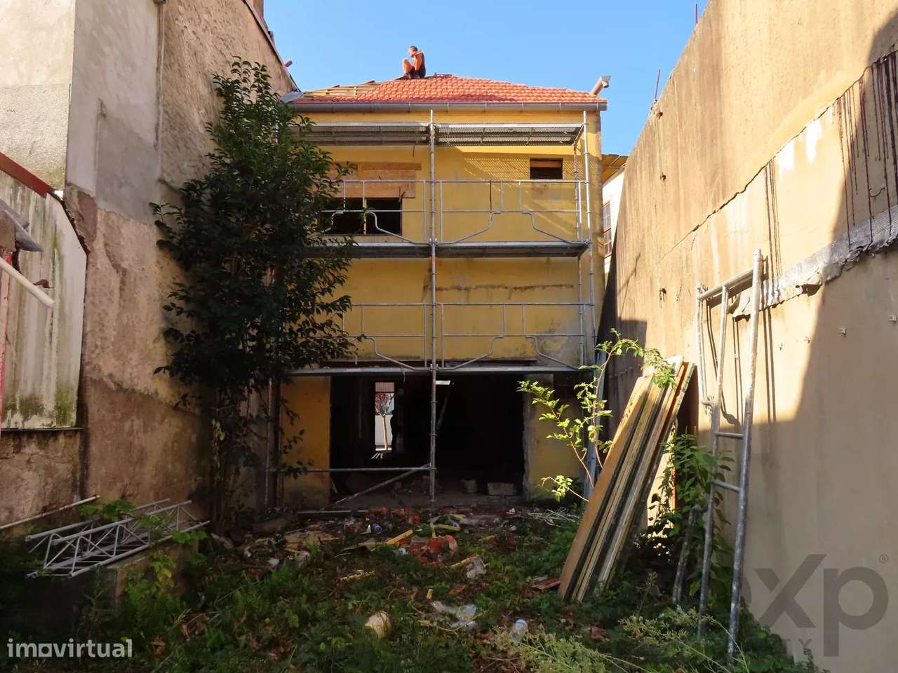 Prédio para Reabilitar - Grande Oportunidade - Grande imagem: 5/13