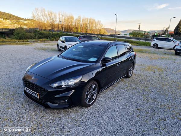 Ford Focus SW 1.0 EcoBoost MHEV ST-Line - 1