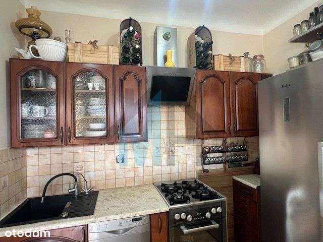 Metro!2 pokoje z balkonem, Cegła, niski budynek!-10