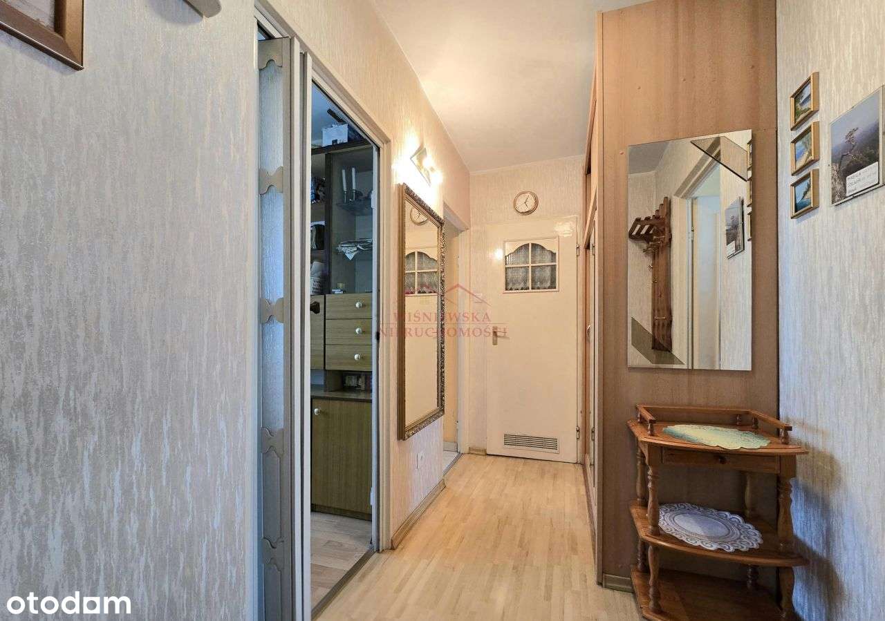 Na sprzedaż mieszkanie na II p.-8