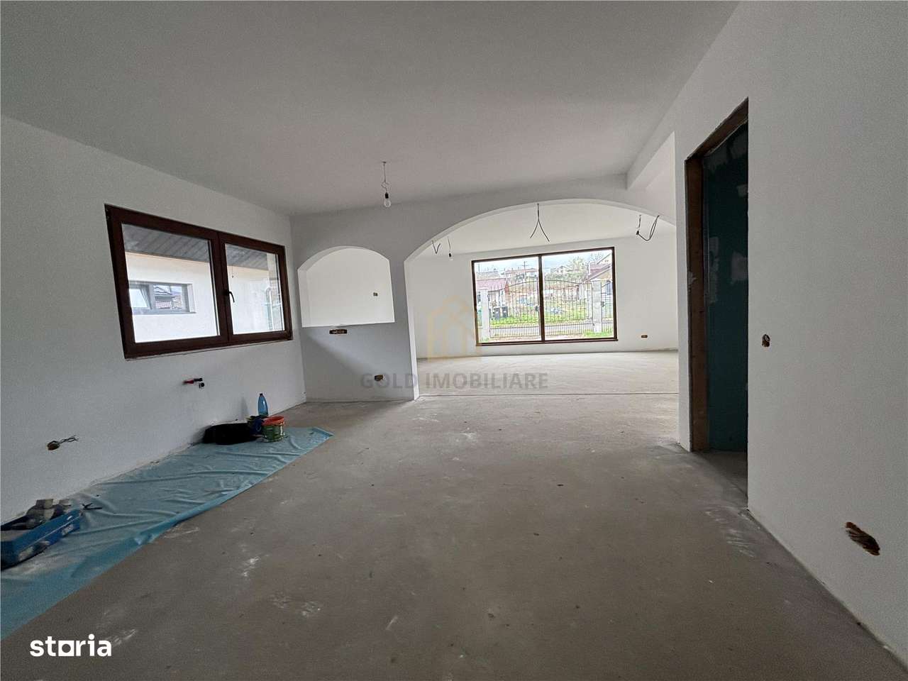 Casa pe un nivel de vanzare-13