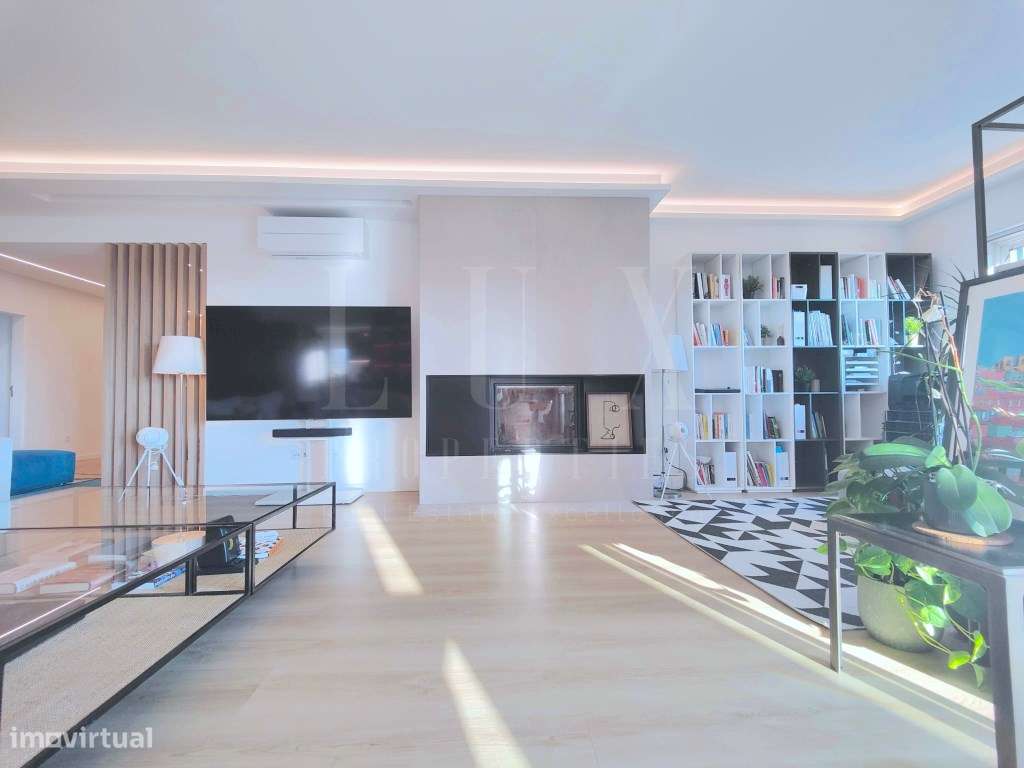 PENTHOUSE T5 DE LUXO COM VISTA FRONTAL DE MAR NO CENTRO DO ESTORIL-13