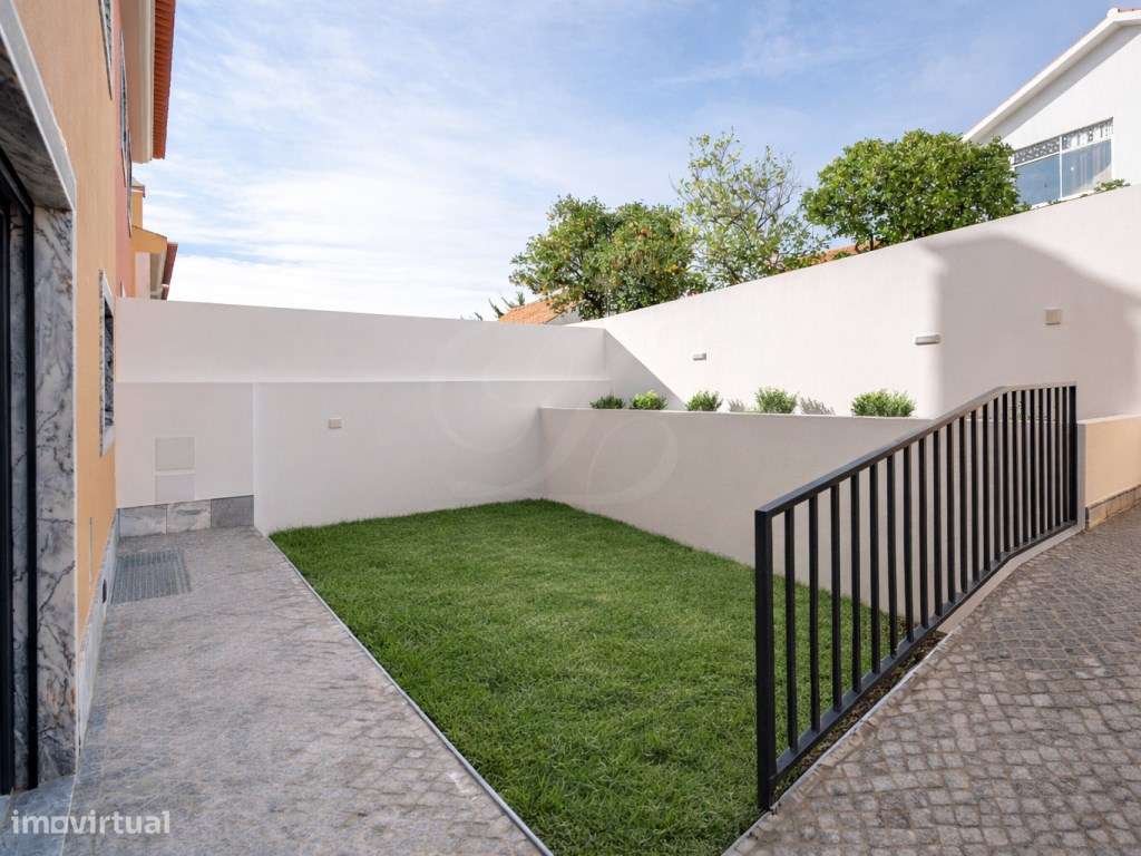 Moradia T4 + 2 c/ Jardim | Cascais - Grande imagem: 5/33