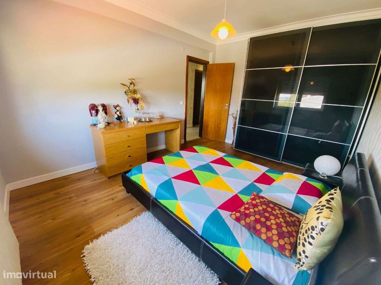 Moradia T4 com grande garagem e jardim - perto da praia-22