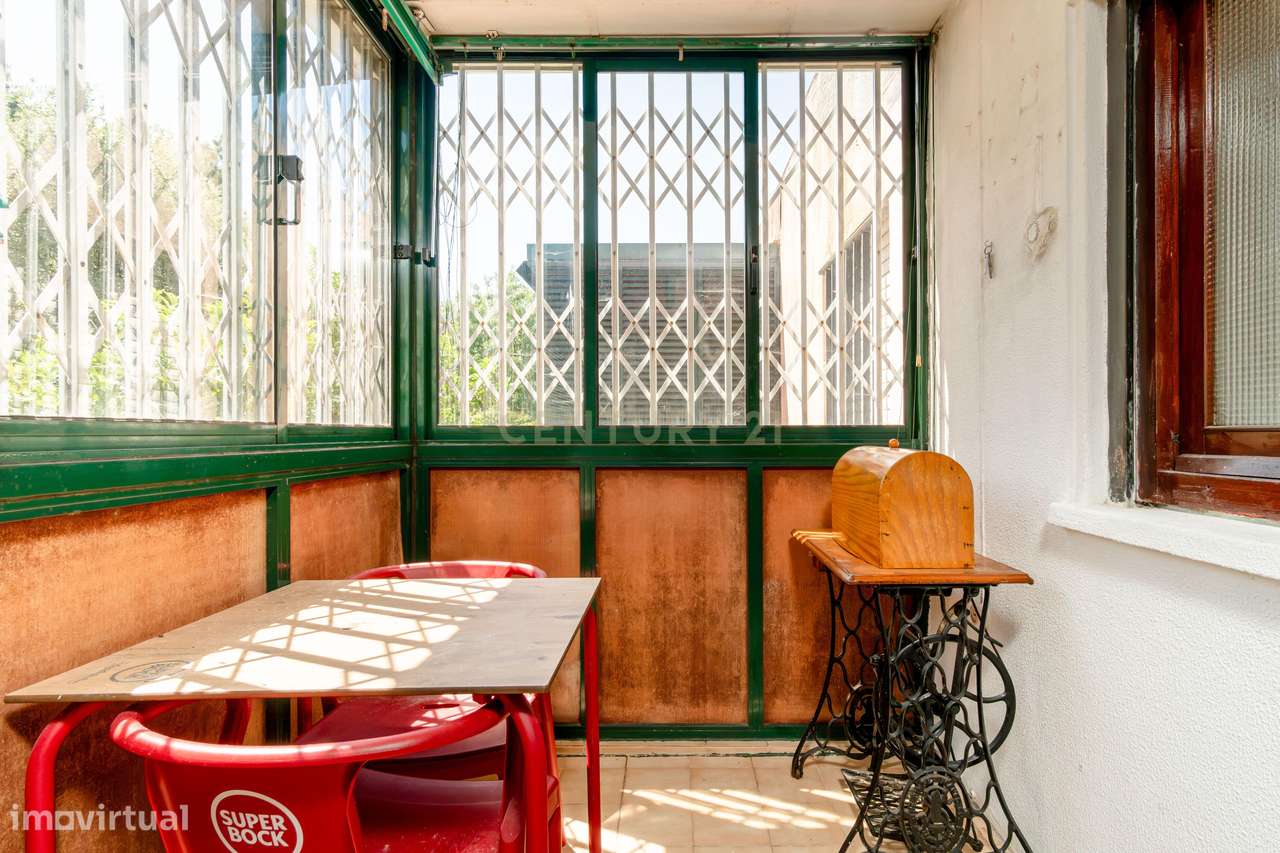 T2 em Caselas – Oportunidade para Criar a Casa dos Seus Sonhos-24