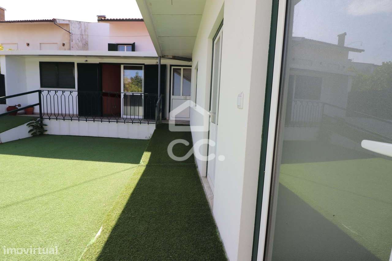 Moradia com 9 quartos em São Martinho do Bispo - Grande imagem: 3/19