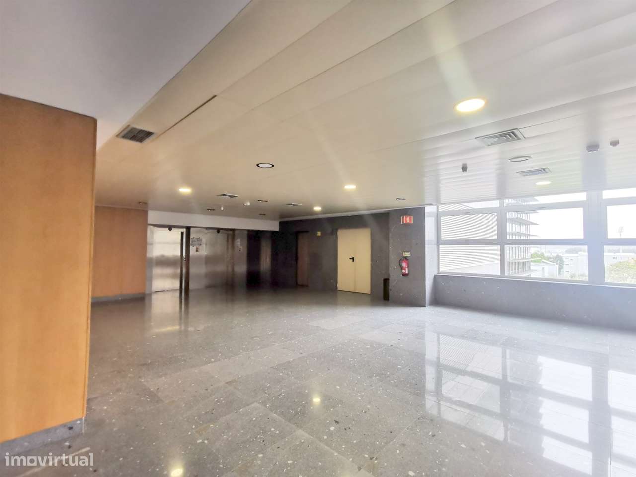 Escritórios no Centro da Maia! - Grande imagem: 2/12