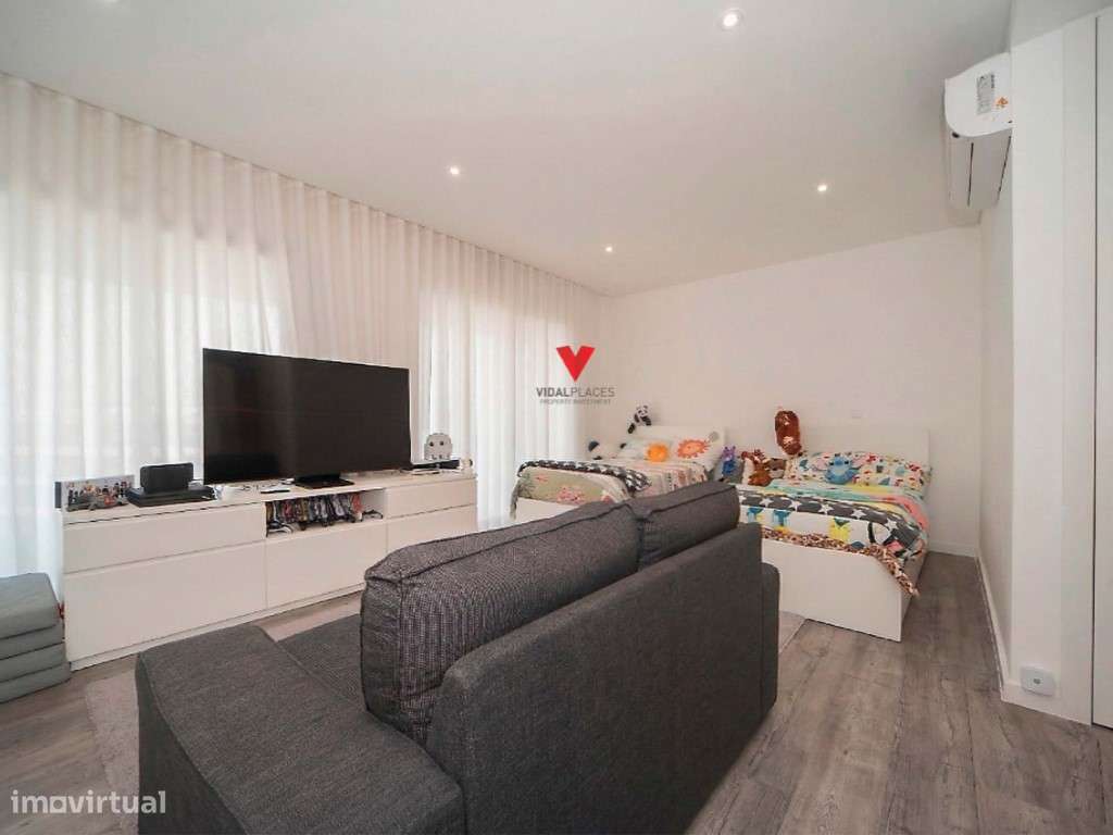 Penthouse T4 Exclusiva com Vista Rio | Terraço Privativo e Acabamen...-23