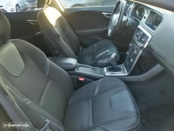 Volvo V40 2.0 D4 Summum - 32