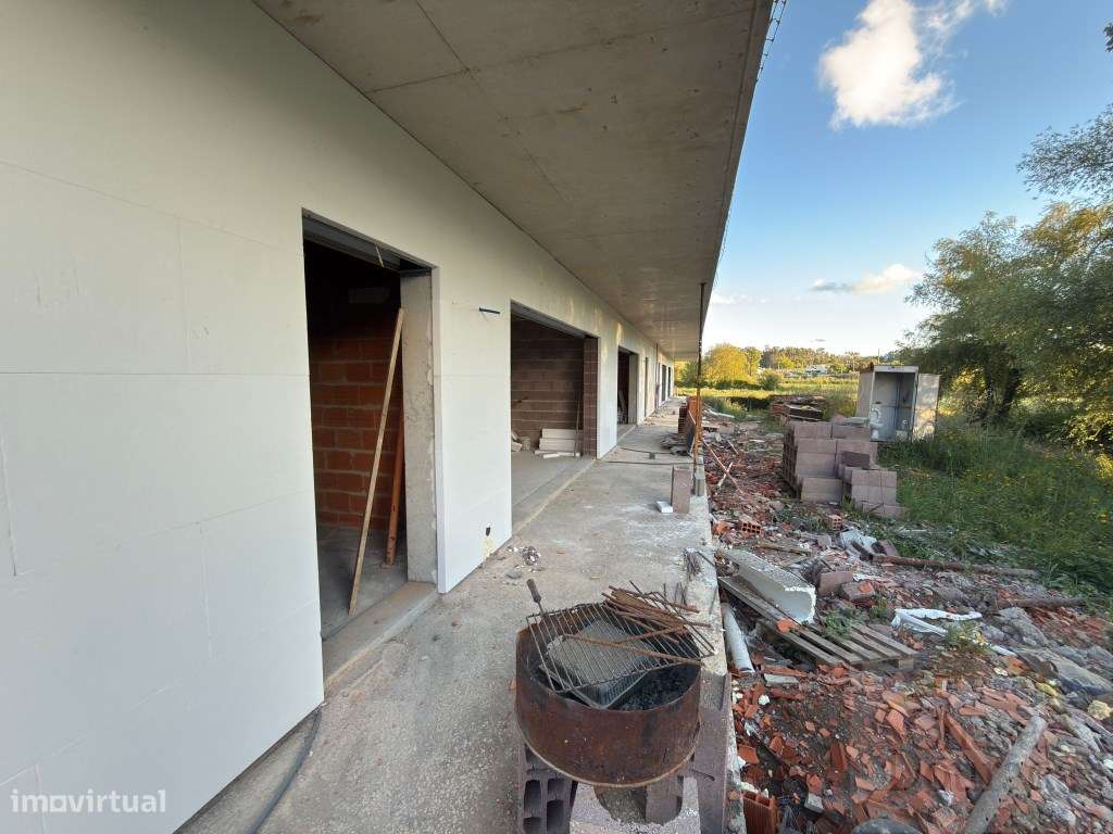 Apartamento T3 com logradouro e garagem - Mealhada-6