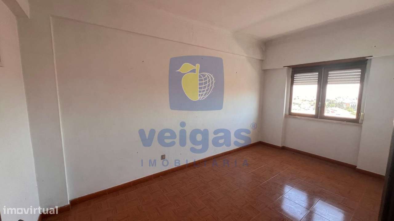 APARTAMENTO T2 BOM SUCESSO-2