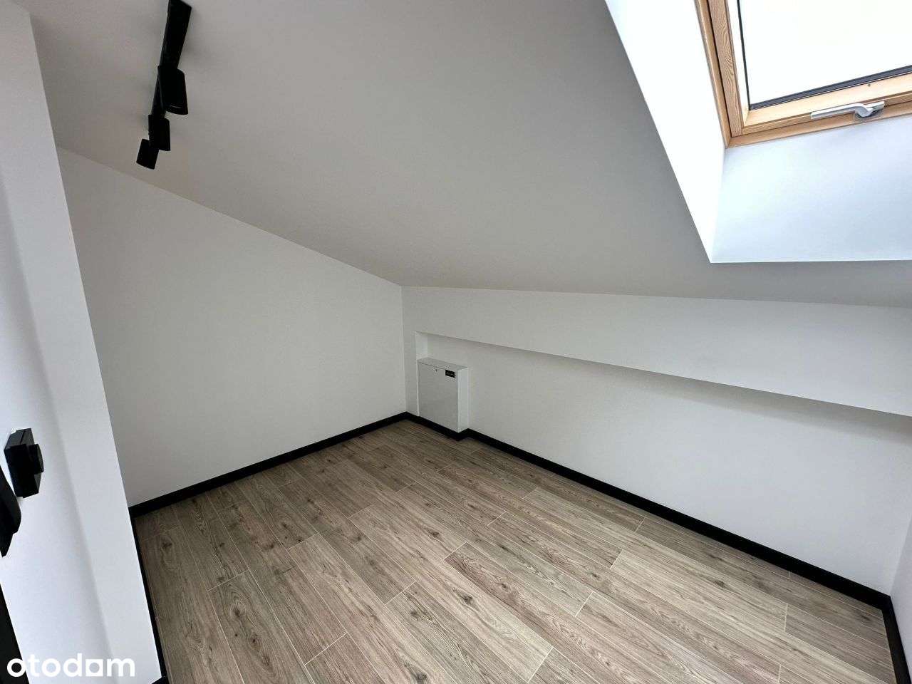dwupoziomowy apartament wykończony "pod klucz" - Pełny obrazek: 5/8