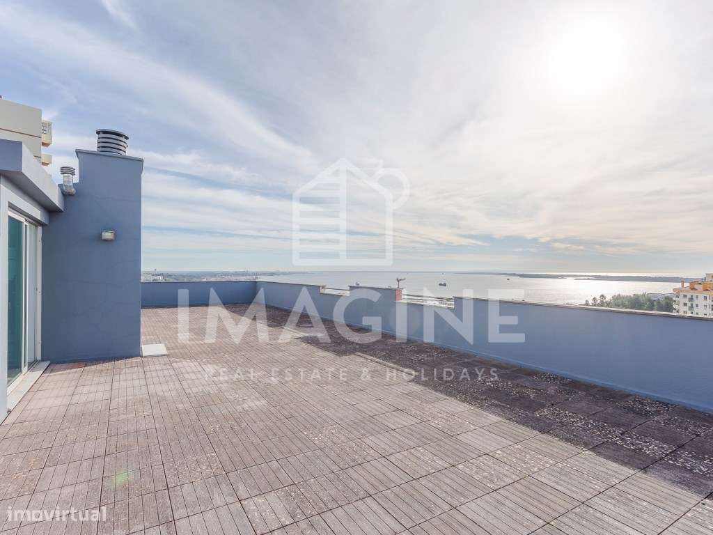 Apartamento T2 (3 assoalhadas) com terraço e magnífica vista para o...-25