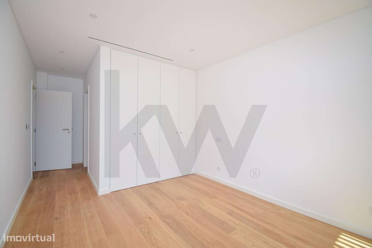 Moradia Contemporânea T5 no Oeiras Golf & Residence-25