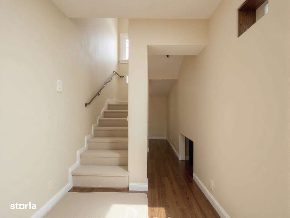 Duplex Valea Voievozilor | Manastirea Dealu | Priveliste Panoramica - Imagine principală: 4/9