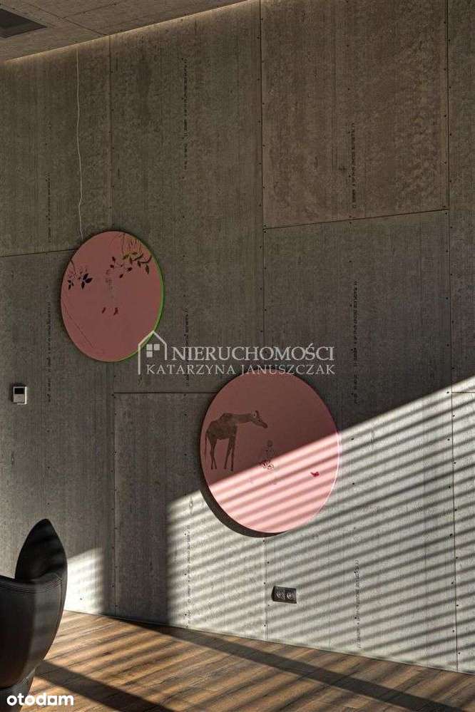 Biurowiec W Świetnej Lokalizacji-13