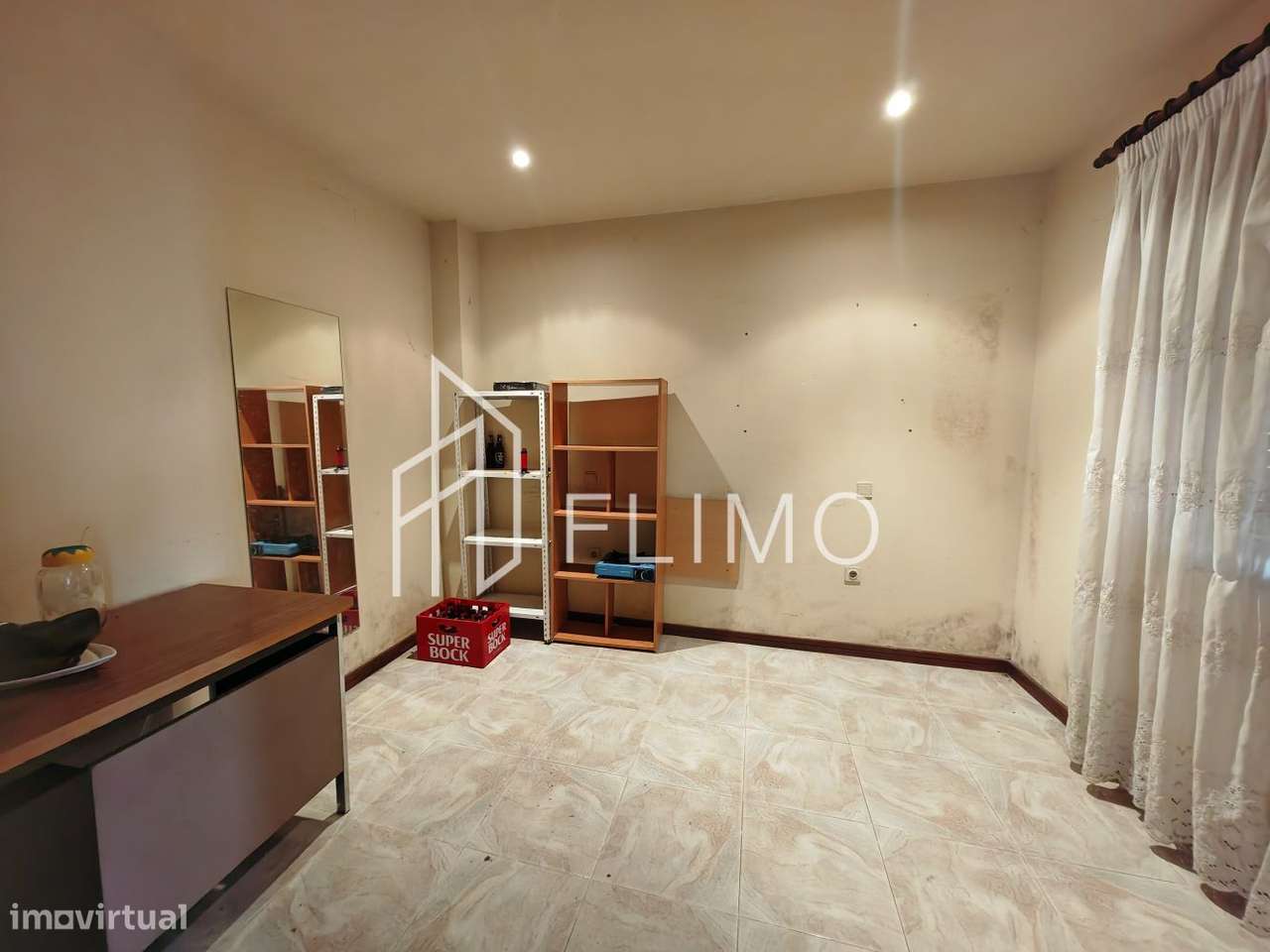 Moradia T4 com potencial Bifamiliar-23