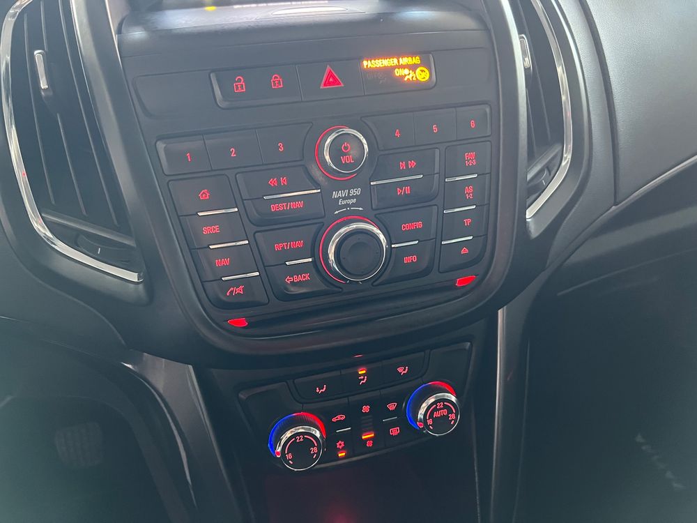 Opel Zafira
