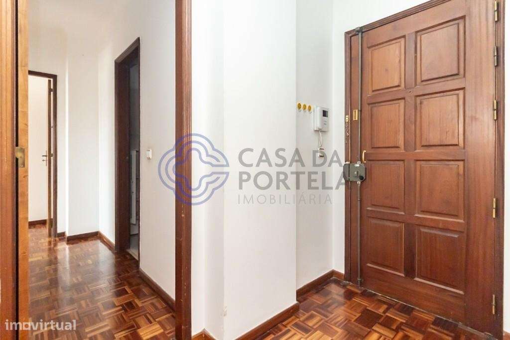 Apartamento T2 com Parqueamento – Rua Francisco Pedro Curado, Penha de - Grande imagem: 4/31