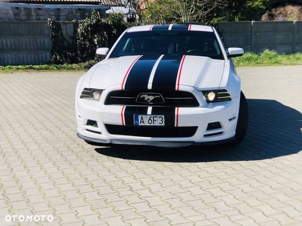 Ford Mustang 3.7 V6 Premium - 3