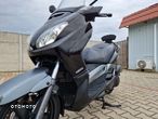 Yamaha X-max - 18