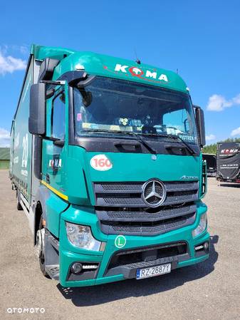 Mercedes-Benz Actros - 14