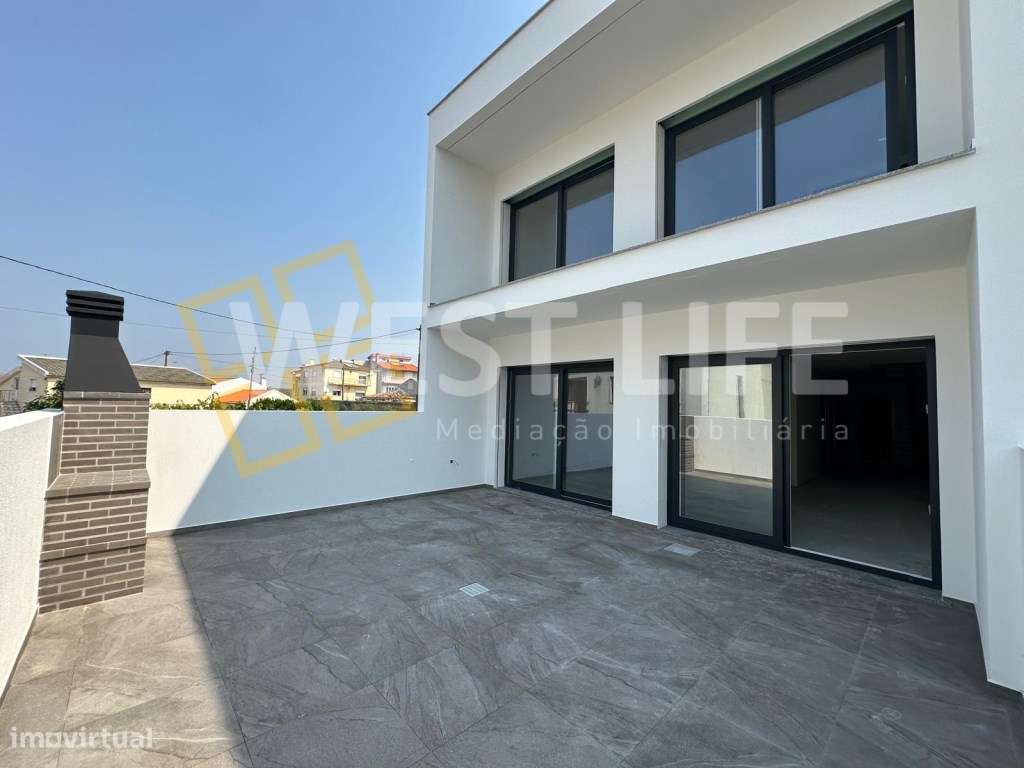 Fantástica Moradia T3 com VISTA MAR, Logradouro e Terraço, ótima ex... - Grande imagem: 4/25