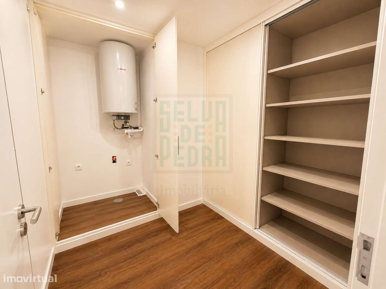 T2+1 Remodelado com 140m² em Paços de Ferreira-23