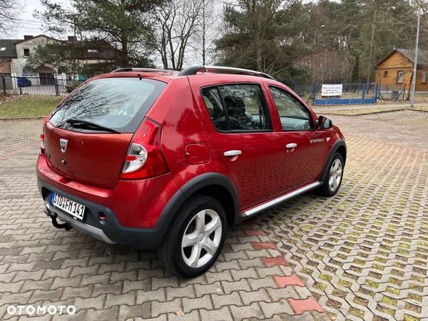 Dacia Sandero Stepway 1.6 - 5