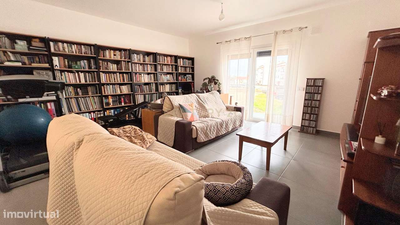 Apartamento T3 - Oportunidade Única - Grande imagem: 2/23