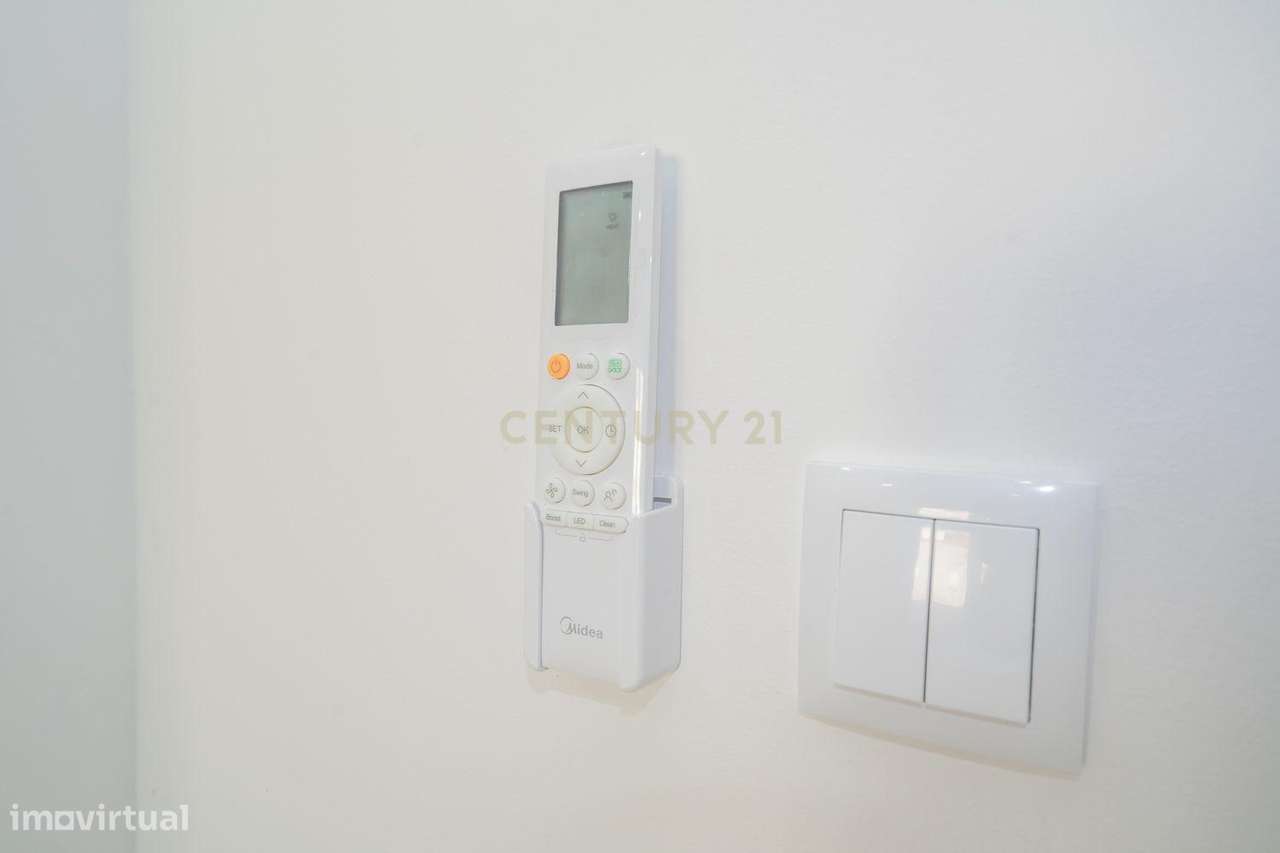 Apartamento T4, Totalmente Remodelado, c/ Terraço, em Setúball - Grande imagem: 4/43