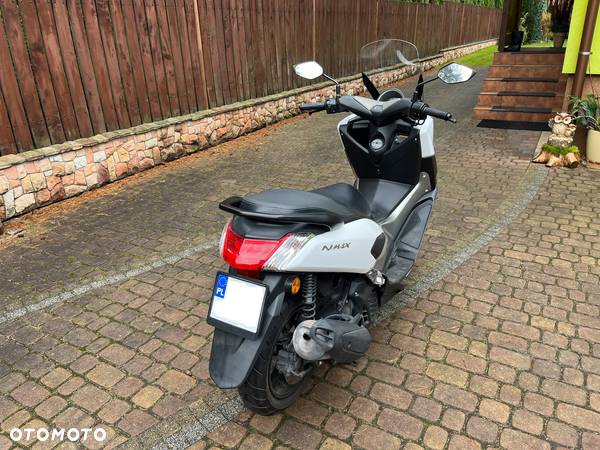 Yamaha NMAX - 8