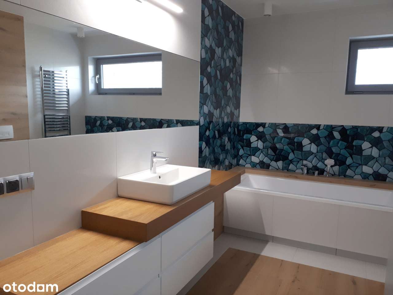 Wyjątkowy dom w doskonałej lokalizacji na działce ok 11 ar-12