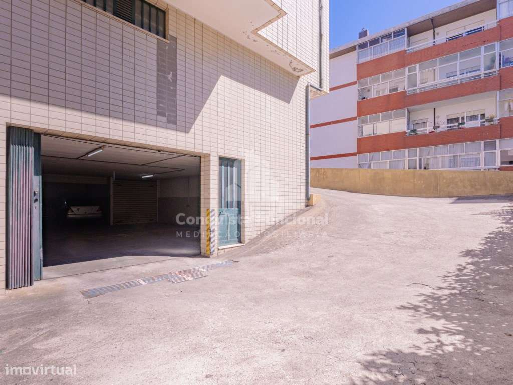 T2 na Maia | Elevador | Lugar de garagem | Varanda-19