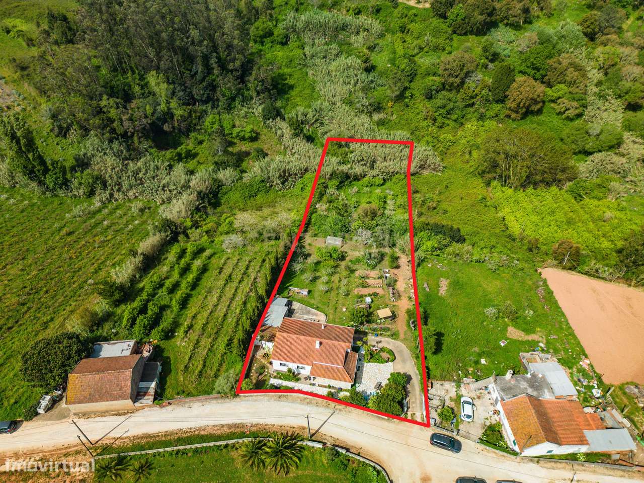 Moradia T3 localizada no Carvalhal, Bombarral-44