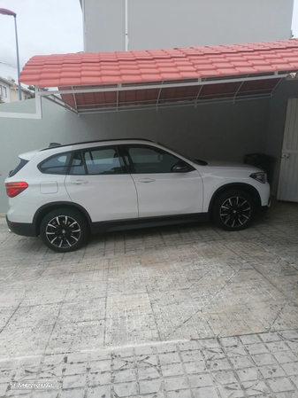 BMW X1 20 d sDrive Line Sport - 4