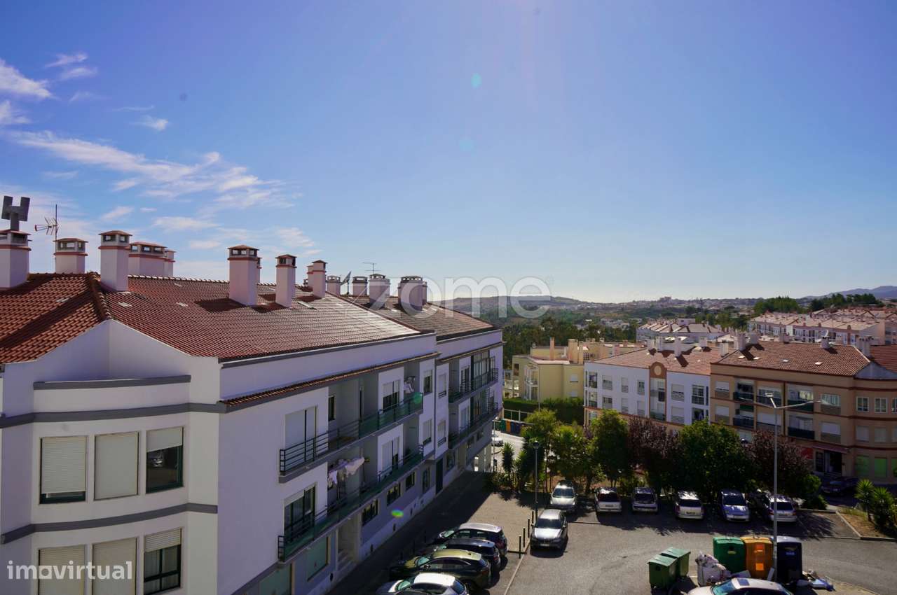 Apartamento T3 - Vale Mourão-33