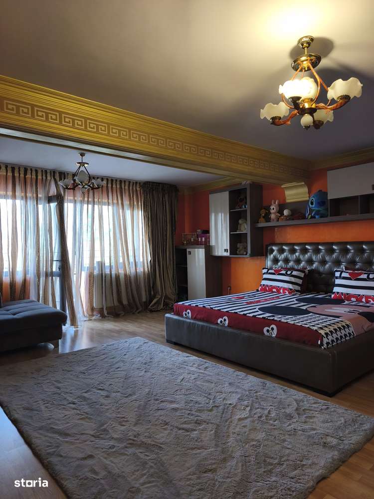 Casa D+P+E+terasa Tomis 2 cu 2 intrari, 6 camere, 2 bucătării, 3 bai.-14